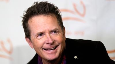 Parkinson hastal���yla m�cadele ediyor� Michael J. Fox ortaya ��kt�!