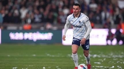 Fenerbah�e i�in Filip Kostic iddias�! Jose Mourinho da devrede