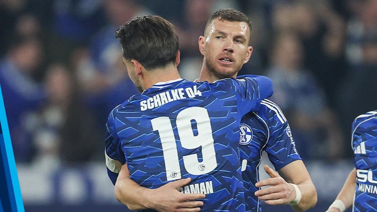 schalke edin dzeko futbol foto�raflar� resimleri