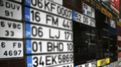 140 bin lira cezas� var! APP plaka kuyru�u yola ta�t�