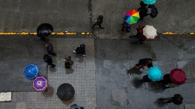 Hava s�cakl��� azal�yor! Meteorolojiden pe� pe�e uyar�lar