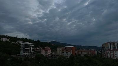 Hava s�cakl��� azal�yor! Meteorolojiden pe� pe�e uyar�lar