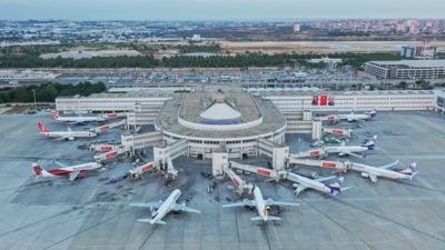T�rkiye'nin havalimanlar�ndan Ocak-�ubat verileri a��kland�: 32,8 milyon yolcuya hizmet verildi