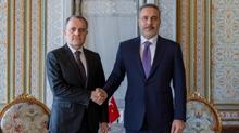 Bakan Fidan, Azerbaycanl� mevkida�� Bayramov ile g�r��t�