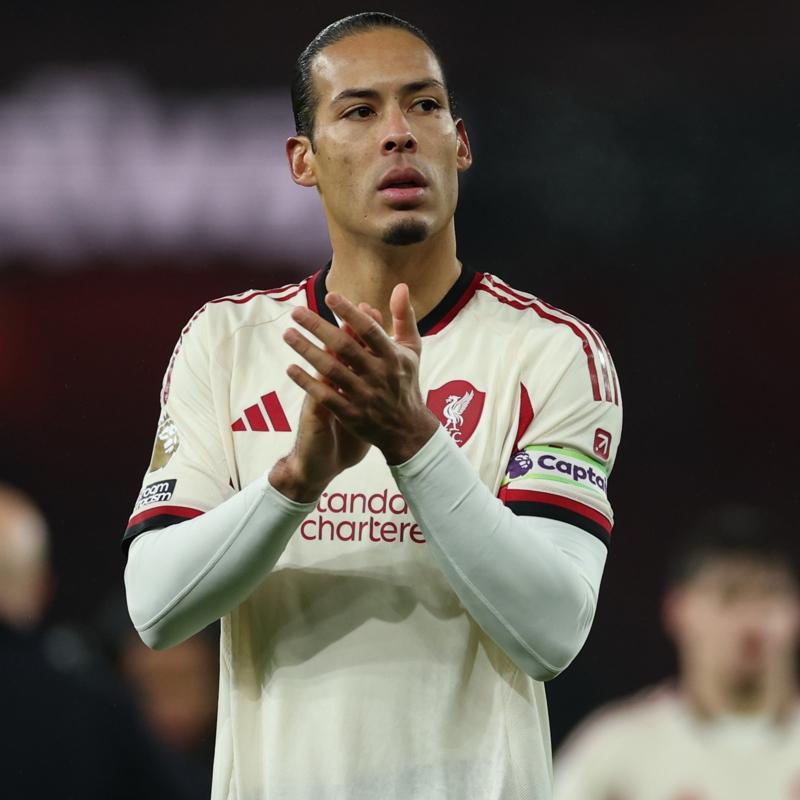 Virgil van Dijk'tan Galatasaray a��klamas�: Kulaklar�m�z bir kez daha s�nanacak