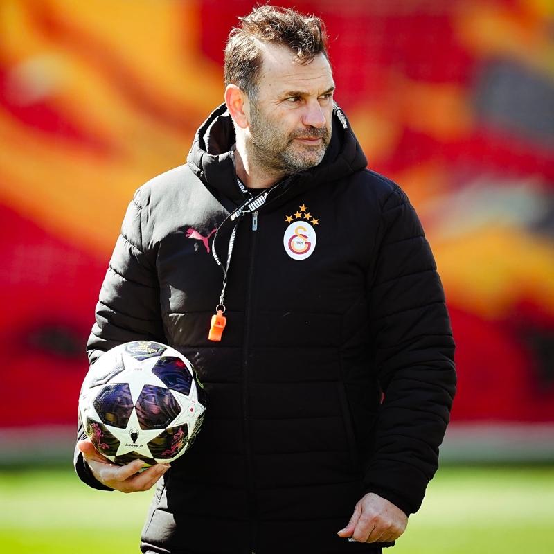 Galatasaray'da Devler Ligi haz�rl�klar� ba�lad�