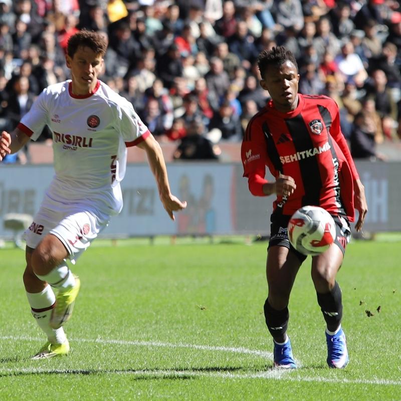 Gaziantep FK, Fatih Karag�mr�k ile yeni�emedi