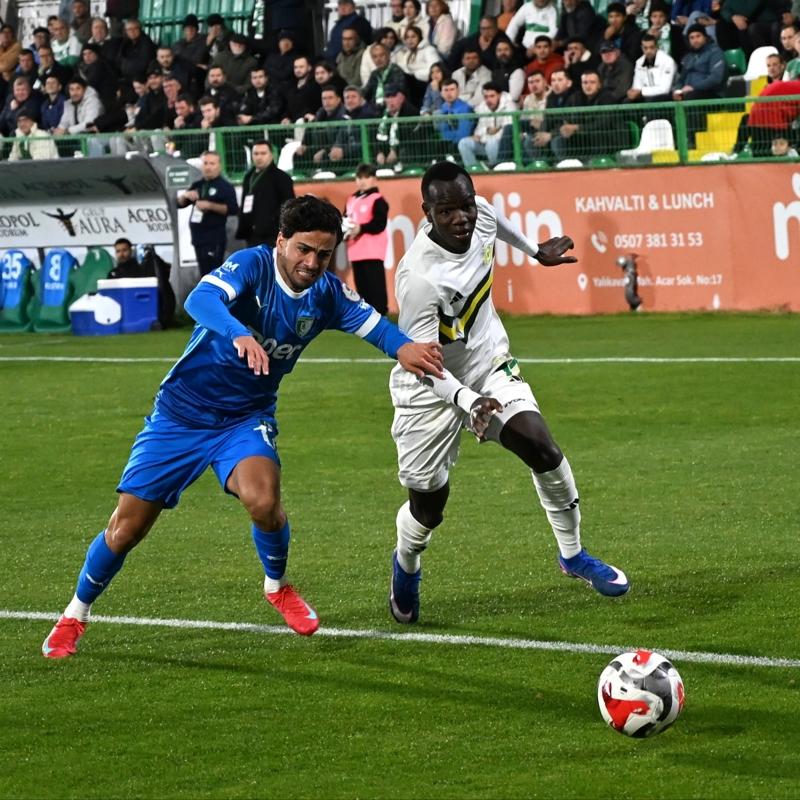 Kayode'den hat-trick! 7 goll� ma�ta kazanan Esenler Erokspor