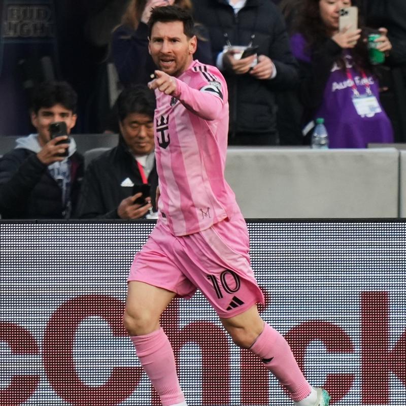 Lionel Messi'nin y�ll�k �creti dudak u�uklatt�