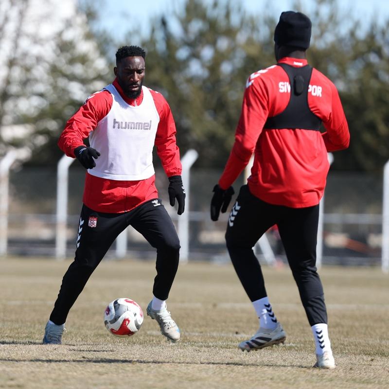 Sivasspor'da Hatayspor mesaisi ba�lad�