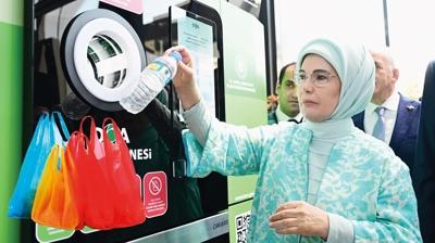 Emine Erdo�an'�n ba�latt��� S�f�r At�k Projesi 21.8 milyon ki�iye ula�t�! �cretli po�et karar� 3 milyon ton at��� �nledi