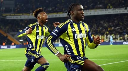 Fenerbah�e, Samsunspor'u 4 ma� sonra devirdi