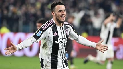 Kostic'te rakip Mourinho