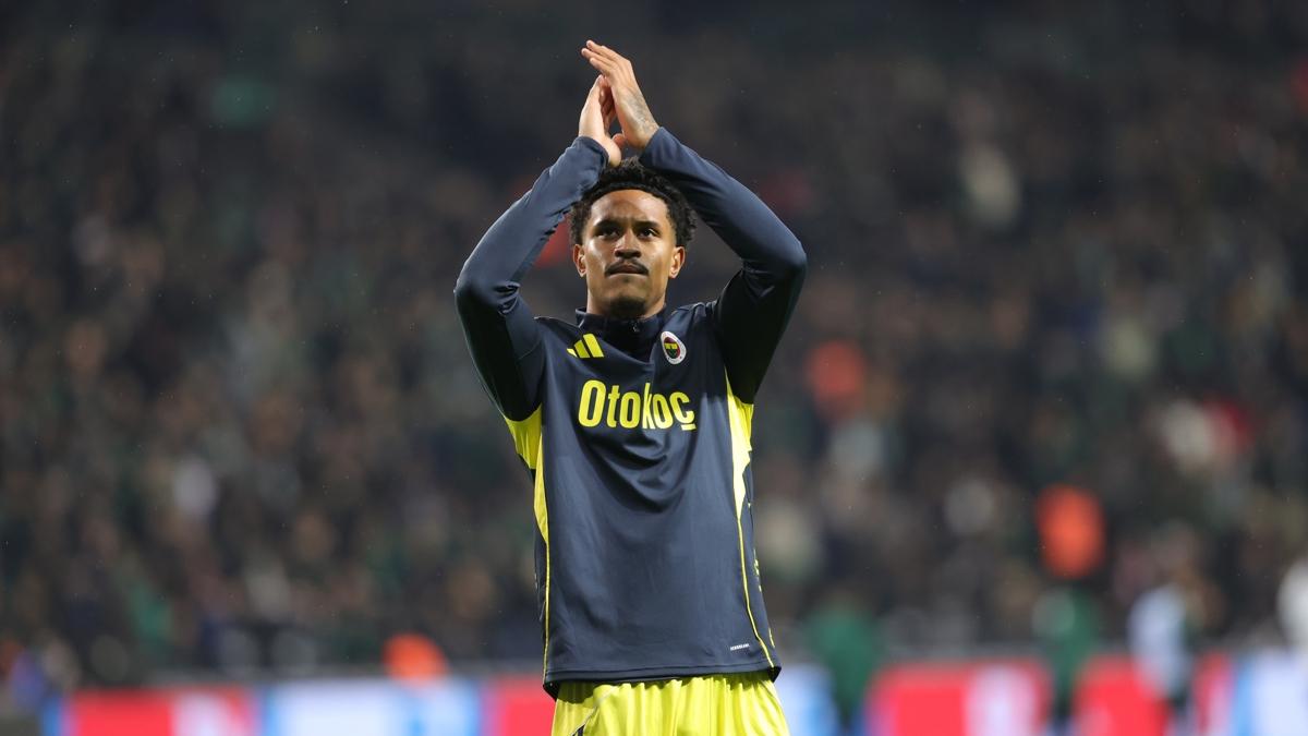 Fenerbah�e  Jayden Oosterweolde  100. ma� foto�raflar� resimleri