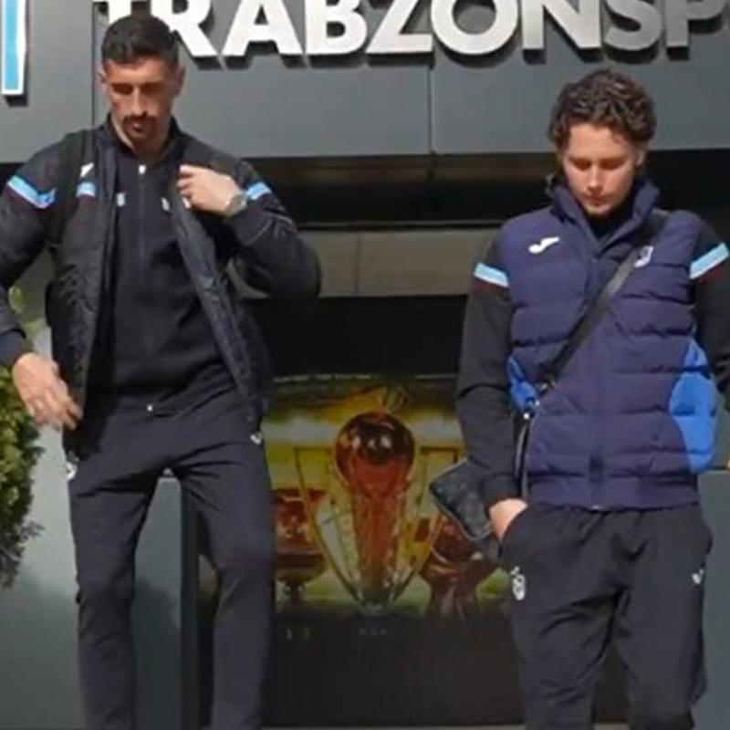 Trabzonspor, kritik ma� �ncesi Kayseri'ye geldi