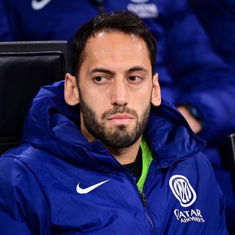 Hakan �alhano�lu'ndan Inter'e k�t� haber