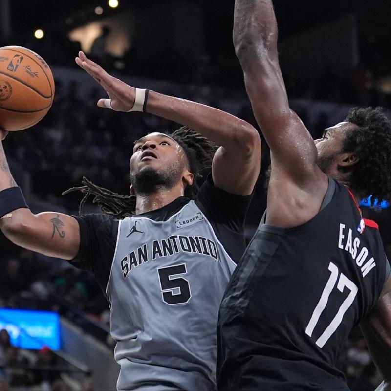 Houston Rockets deplasmanda San Antonio Spurs'e yenildi