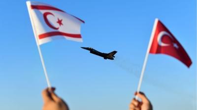 T�rk F-16'lar� KKTC'ye konu�land�!  MSB'den anlaml� mesaj: Karde�imiz i�in geldik