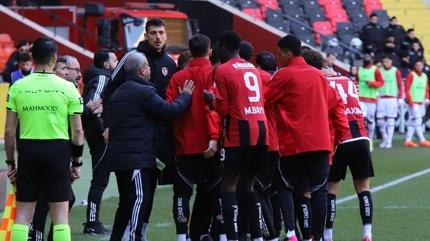 Gaziantep FK'n�n galibiyet hasreti 4 ma�a ��kt�