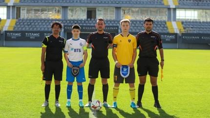 Junior World Cup 10 bin kat�l�mc�yla ba�l�yor