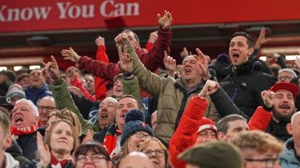 Liverpool taraftarlar�ndan Galatasaray'a te�ekk�r