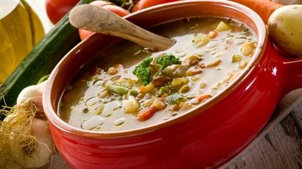 Sebze �orbas� tarifi! Hem besleyici hem doyurucu