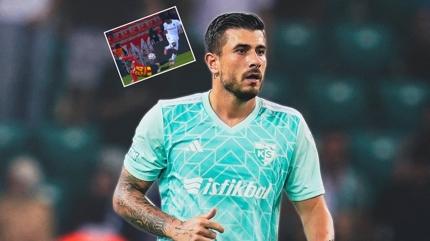 VAR uyar�s�yla k�rm�z� kart! Ma�ta kritik pozisyon