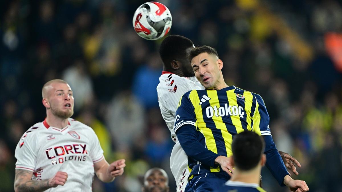 fenerbah�e mert m�ld�r futbol foto�raflar� resimleri