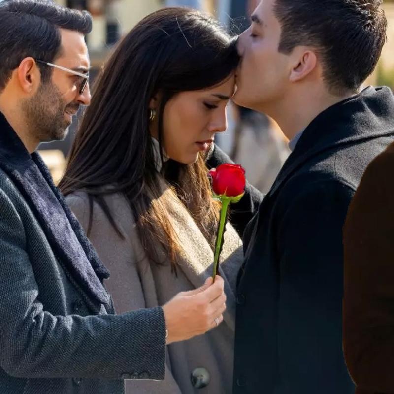 Uzak �ehir'de en uyumsuz �iftler! ��nk� onlar�n bur�lar�nda inat, �eki�me, ego var