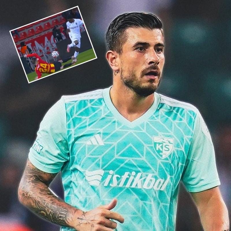 VAR uyar�s�yla k�rm�z� kart! Ma�ta kritik pozisyon