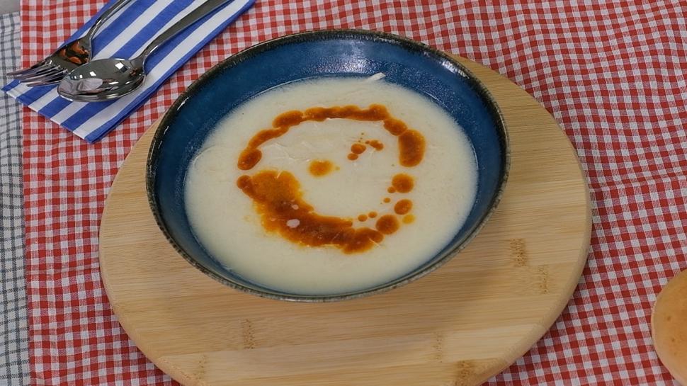 4 kişilik tavuklu tel şehriye çorbası tarifi: 35 dakikada hazır