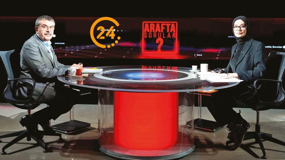 �Ara tatili kald�rmad�k' Bakan Tekin iddialar� cevaplad�