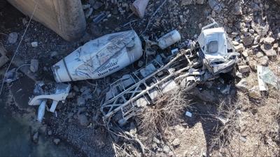 Kastamonu'da beton mikseri dere yata��na u�tu