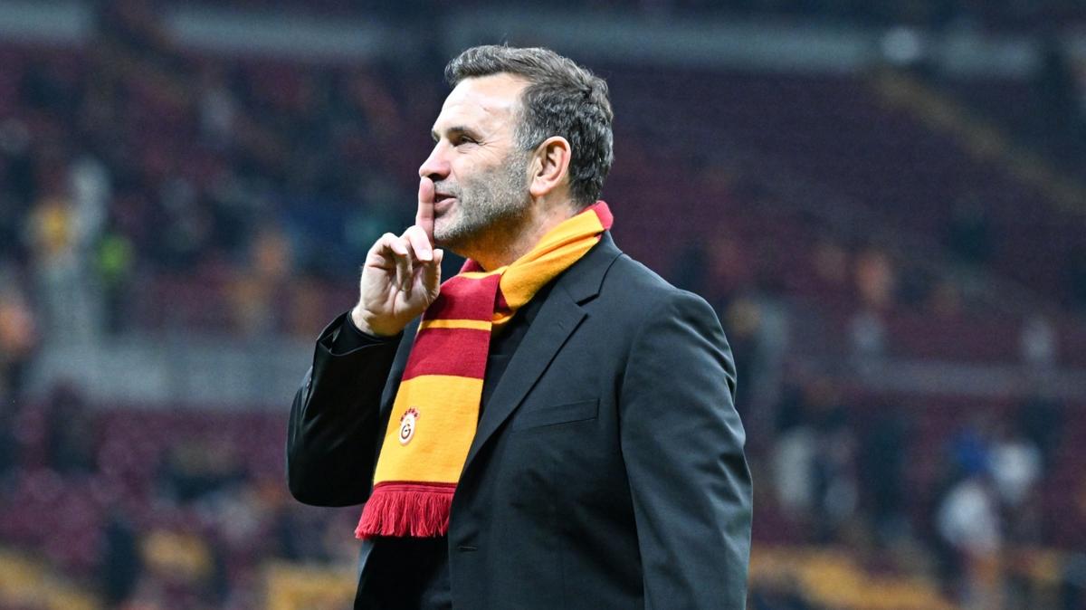 Okan Buruk Galatasaray Liverpool ma�� foto�raflar� resimleri