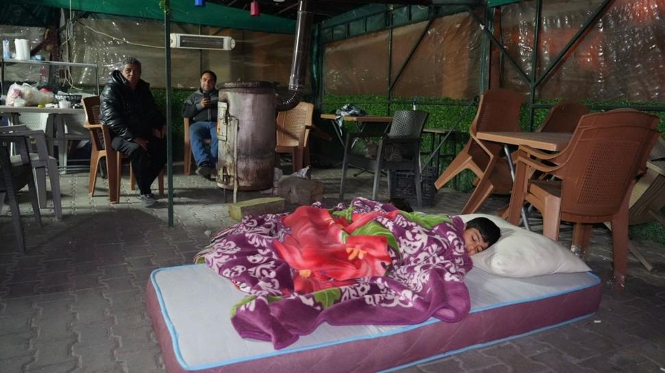 Buldan geceyi d��arda ge�irdi