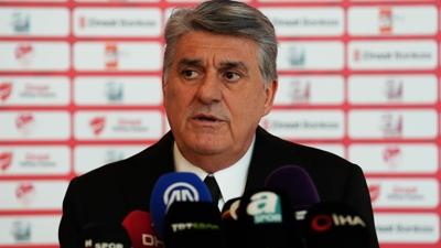 Be�ikta�'tan a��klama! Capela ve Hyytia'ya cevap