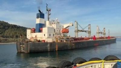 �anakkale Bo�az�'nda korku dolu anlar! Gemi karaya oturdu