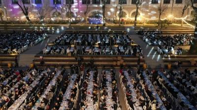 Sa�l�k Bilimleri �niversitesi'nde 2 bin 500 ��renciyle iftar sofras�