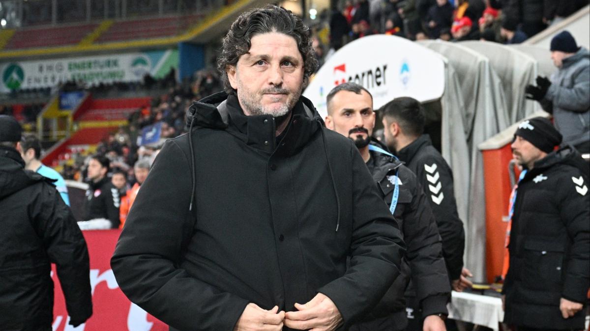 Fatih Tekke Trabzonspor Ertu�rul Do�an foto�raflar� resimleri