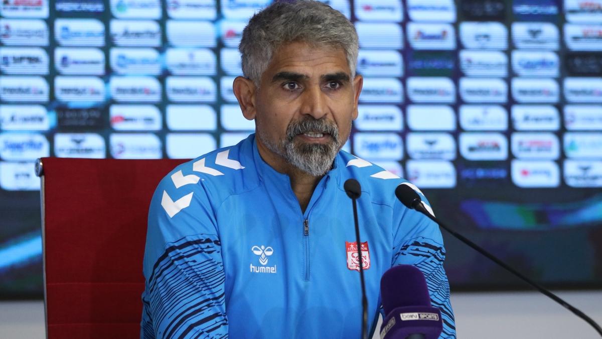 Trendyol  �zbelsan Sivasspor  �smet Ta�demir foto�raflar� resimleri