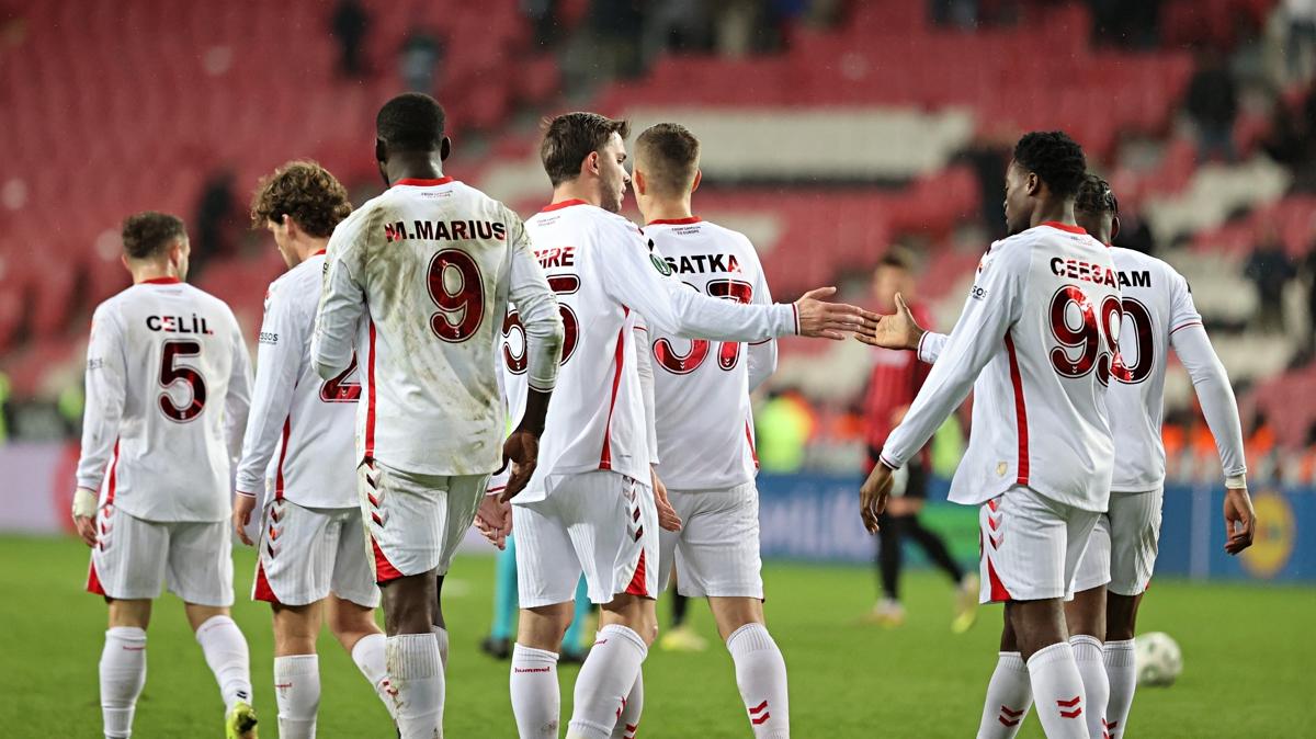 samsunspor rayo vallecano konferans ligi foto�raflar� resimleri