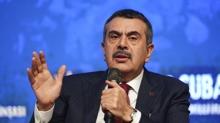 Bakan Tekin'den ''mezuniyet ya��'' ve ''ara tatil'' a��klamas�