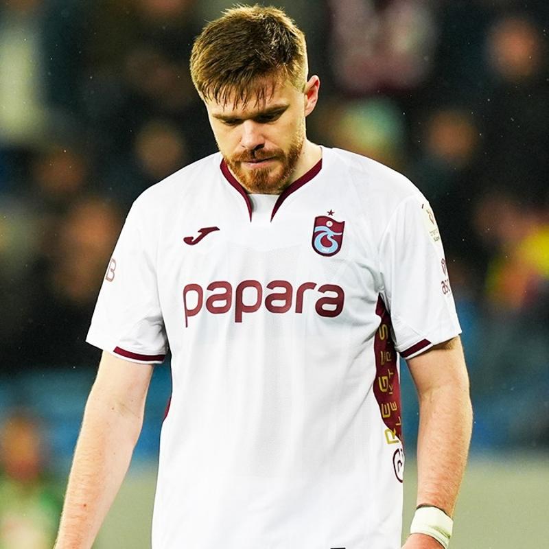 Trabzonspor'a Arseniy Batagov'dan k�t� haber