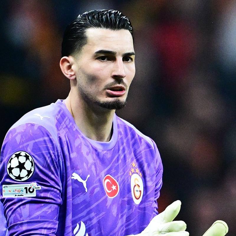 U�urcan �ak�r kalesinde duvar �rd�! �ampiyonlar Ligi'nde zirveye oynuyor