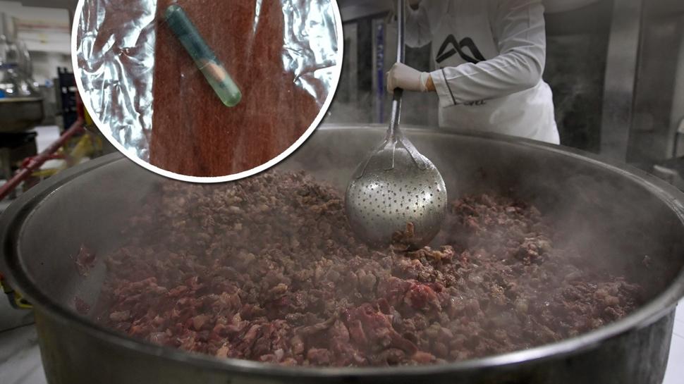 CHP'nin a�evinde skandal! Vatanda�a at eti yedirdiler