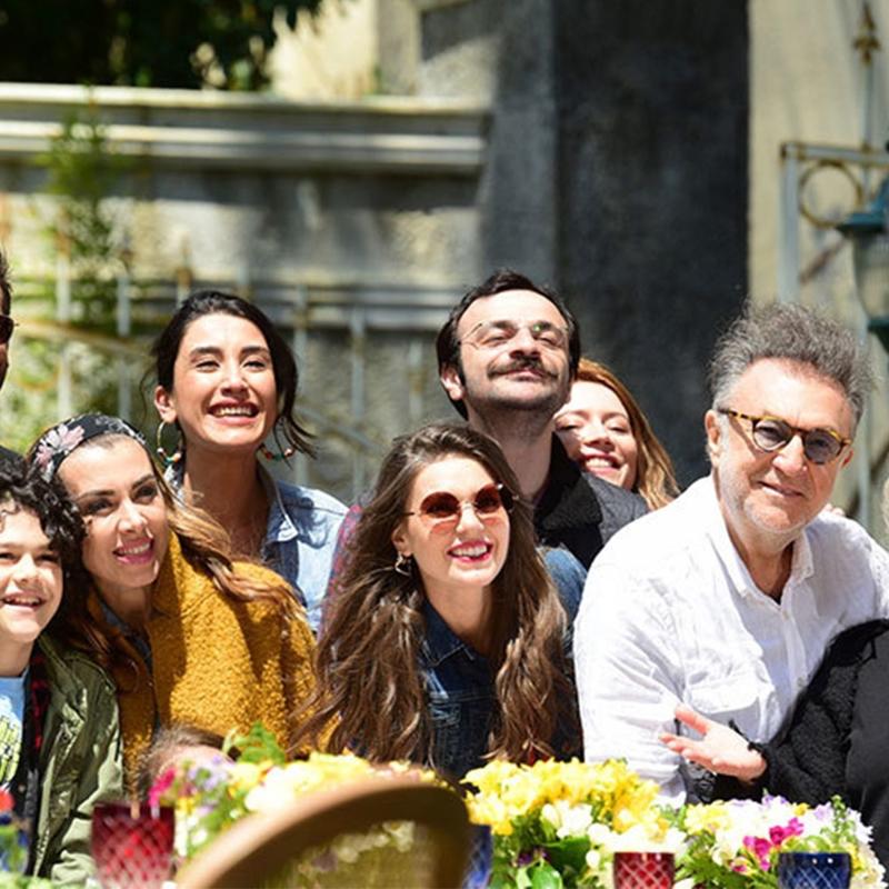 �stanbullu Gelin'in y�ld�zlar� seneler sonra bir arada!