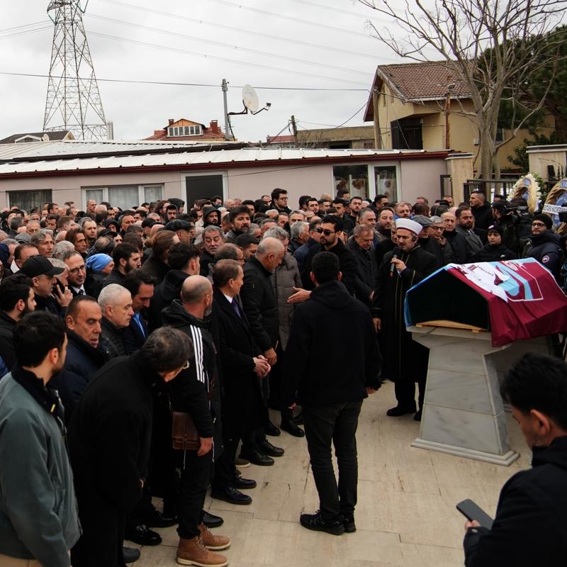 Orhan Kaynak son yolculu�una u�urland�