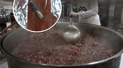 CHP'li belediyenin a�evinde skandal! Vatanda�a at eti yedirdiler