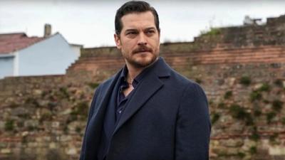 E�ref R�ya'n�n y�ld�z� �a�atay Ulusoy'dan �oke eden karar! �yle bir rol� elinin tersiyle itti ki...