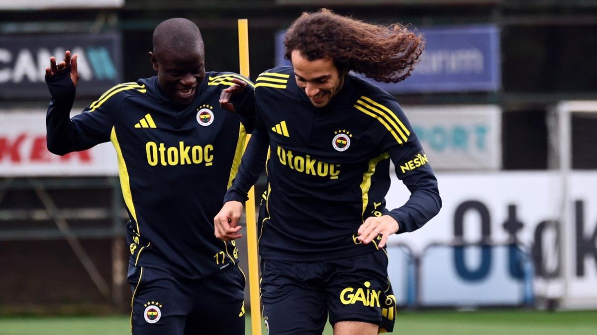 s�per lig fenerbah�e fatih karag�mr�k foto�raflar� resimleri